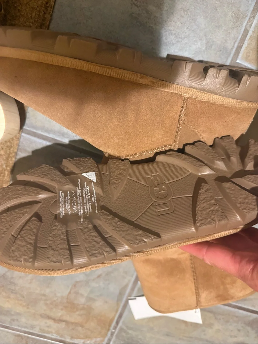 UGG Classic Short Boot - Chestnut Brown